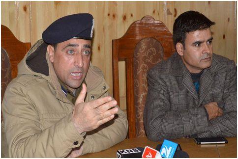 Traffic police tightens grip against bikers